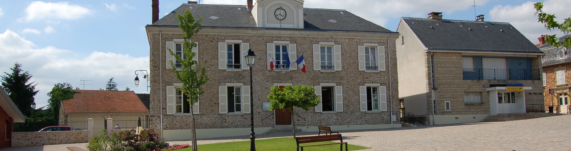 Mairie de Briis sous Forges — location de benne LAS